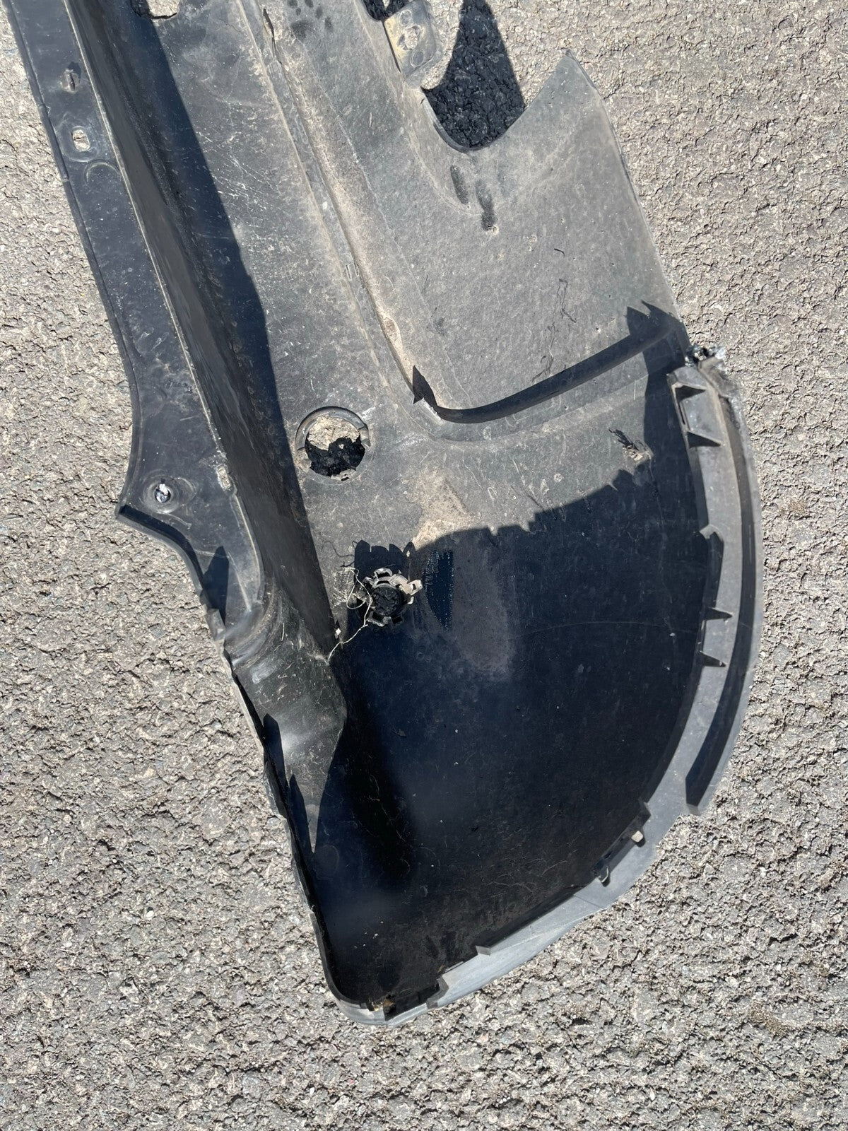 PEUGEOT PARTNER / CITROEN BERLINGO 2008-2018 後保桿 9682043777