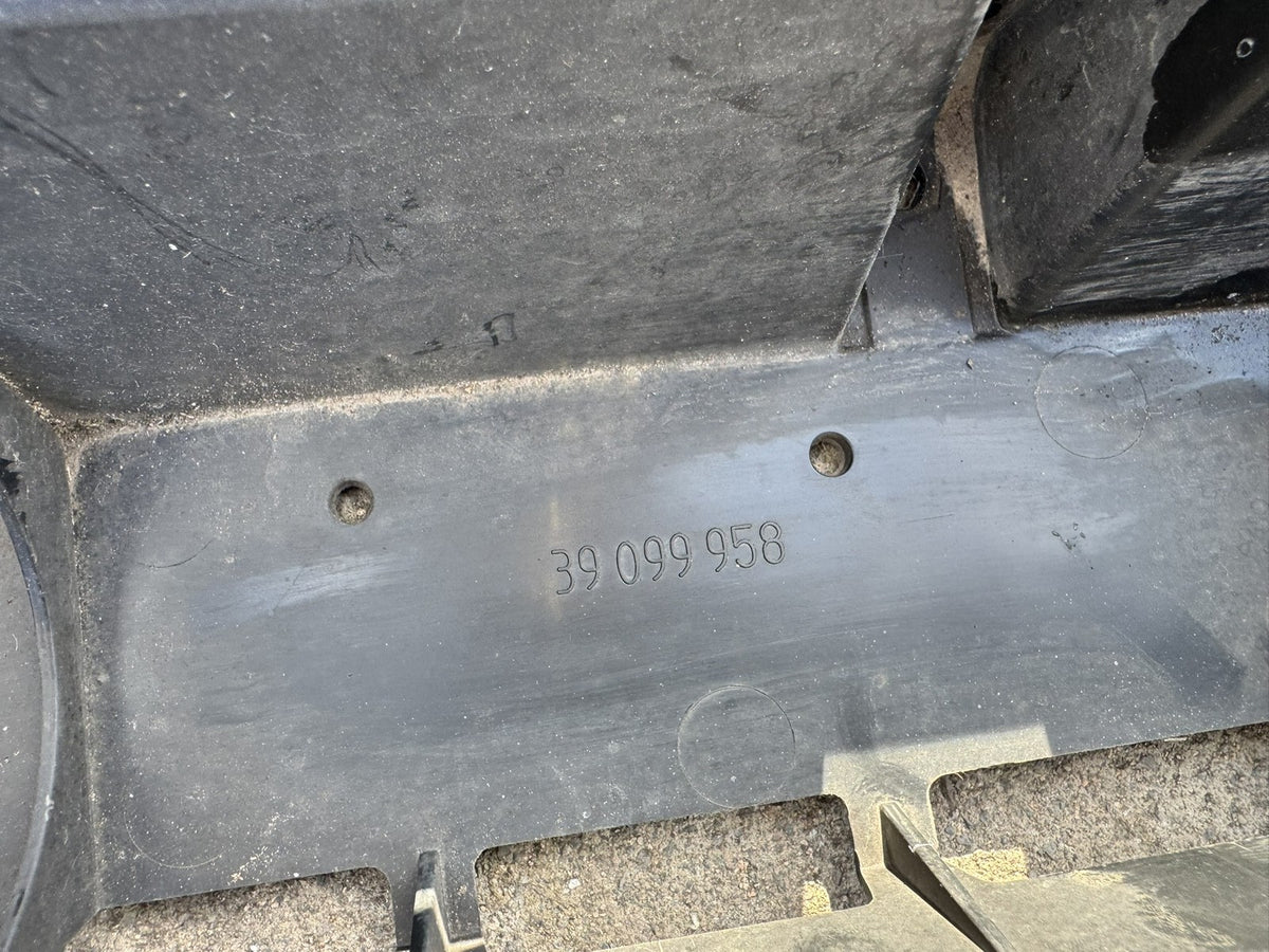 Vauxhall Crossland X 2018-2021 คิ้วยึดกันชนหน้าตัวล่าง 39099958