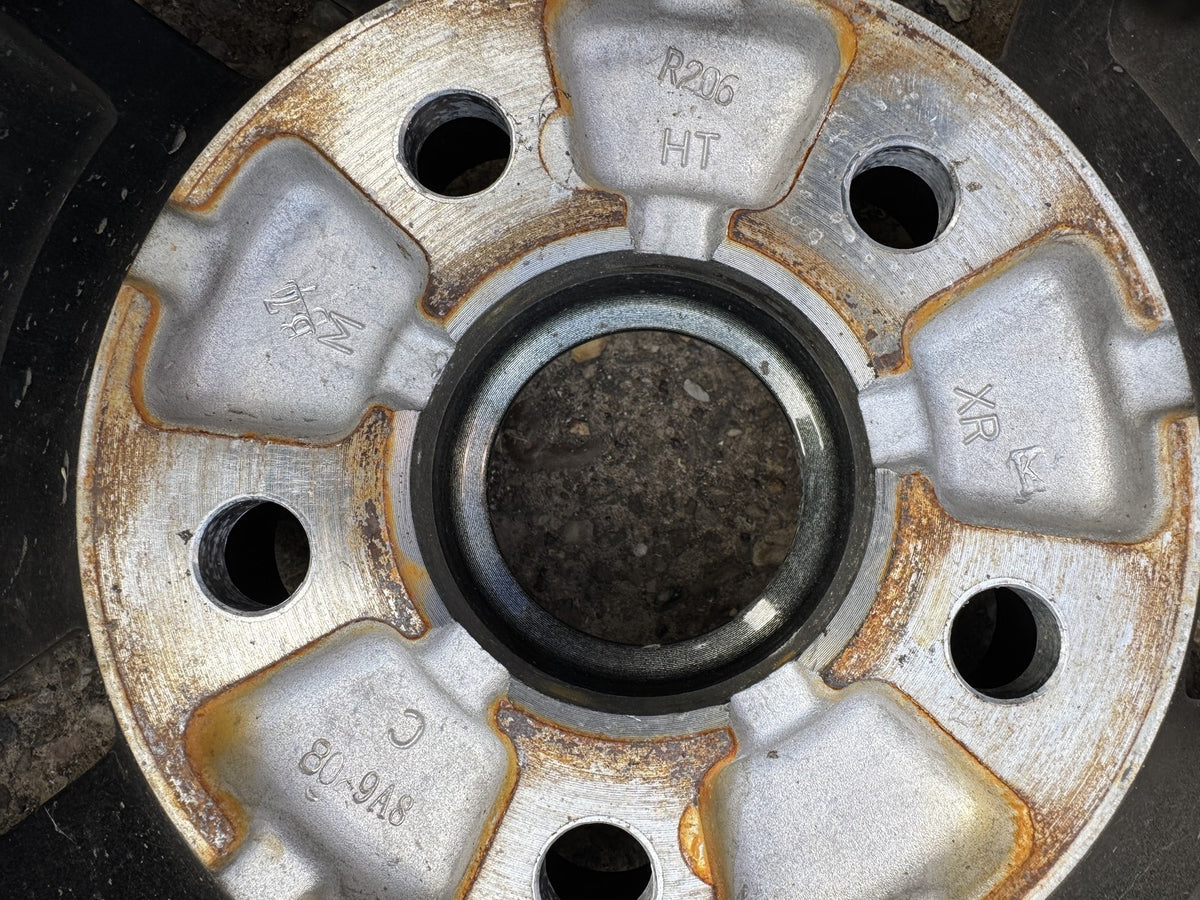 Jaecoo 5 18in 7.5J ET47 5x108 ダイヤモンドカット アルミホイール 傷あり 203001401AA
