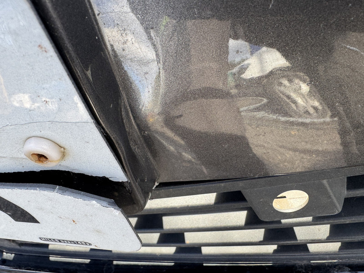 2024 Vauxhall Astra L Mk8 2022-on Front Bumper PDC Grille Scratched 9839948580