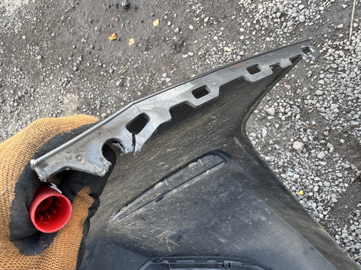2024 Vauxhall Astra L Mk8 2022-on Front Bumper PDC Grille Scratched 9839948580
