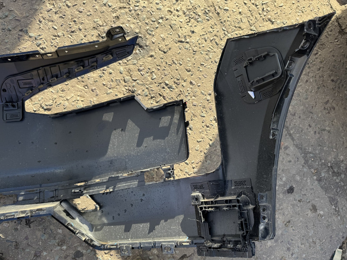 2026 Volvo EX30 2024-on Front Bumper Gloss Black Genuine 31345658