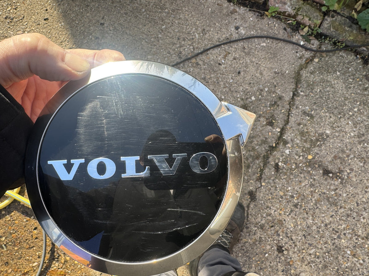 2025 Volvo EX30 2024-on Front Grille Badge Emblem Genuine 80001469