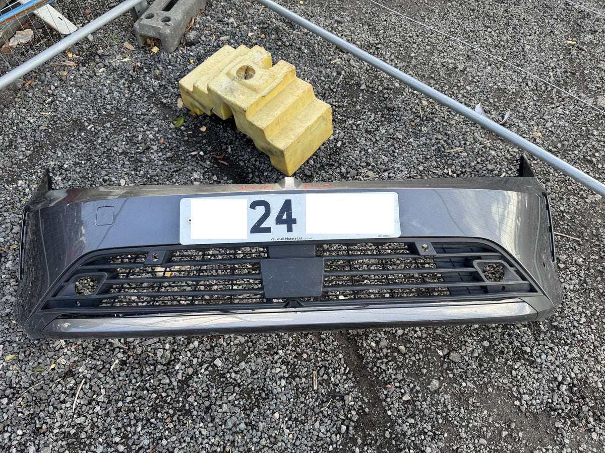2024 Vauxhall Astra L Mk8 2022-on Front Bumper PDC Grille Scratched 9839948580