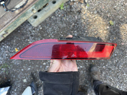 Land Rover Discovery 5 L462 Left Rear Bumper Reflector Fog Lamp LR082084