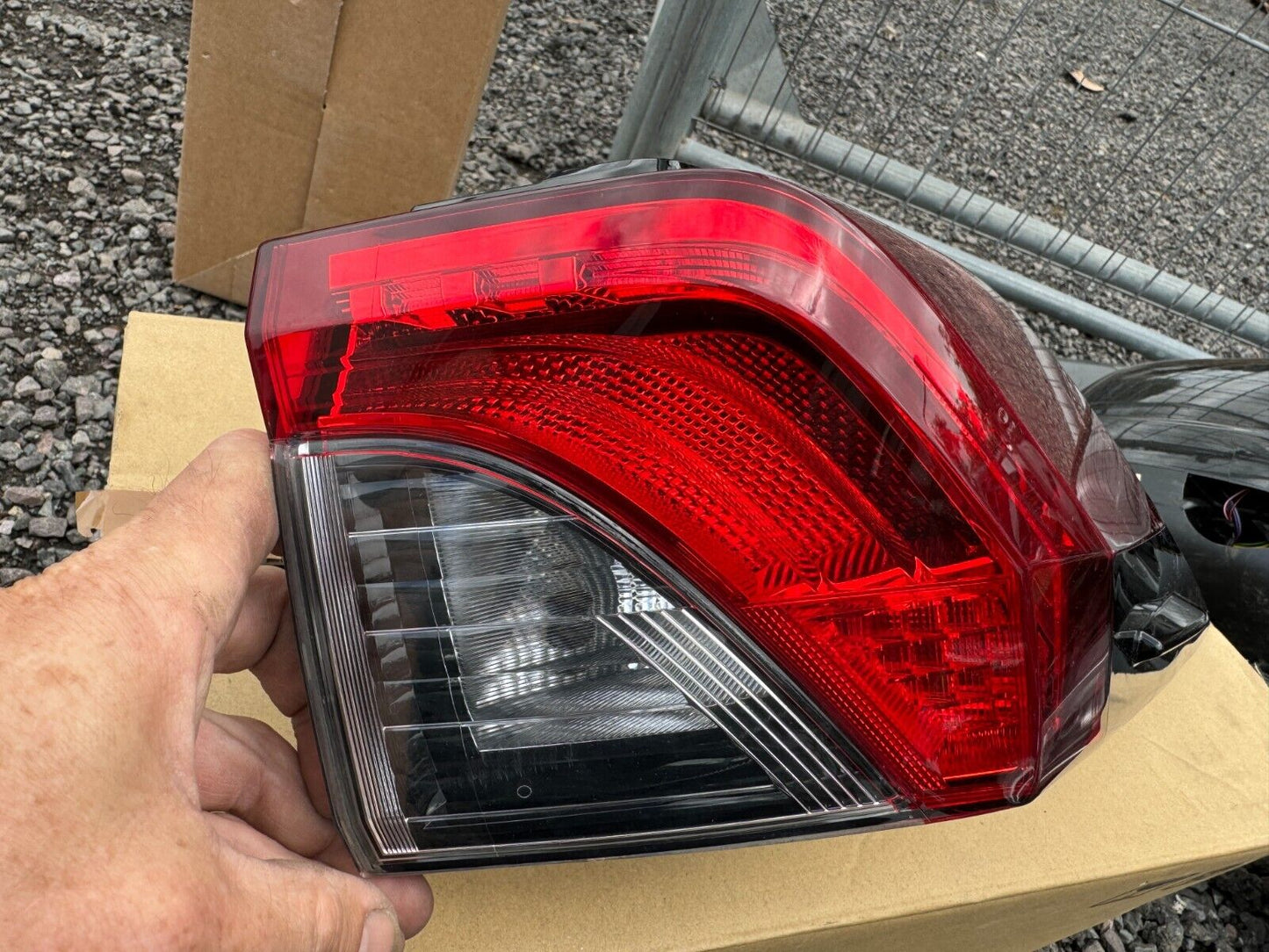 2019 - 2023 GENUINE TOYOTA RAV4 REAR LIGHT RIGHT OUTER 81550 - 42230