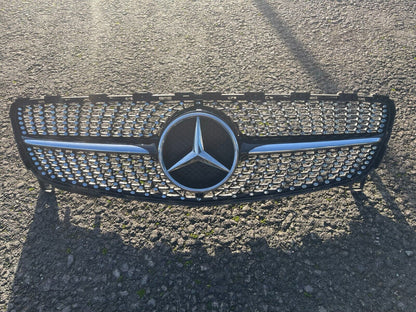 Véritable Mercedes W176 Classe A Calandre Calandre Diamant Grill A176888176