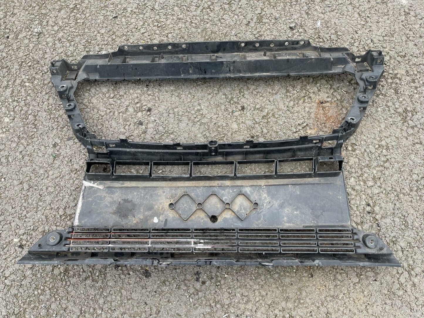 FIAT DUCATO/CITROEN RELAY/ PEUGEOT BOXER FRONT BUMPER SECTION 1315077070