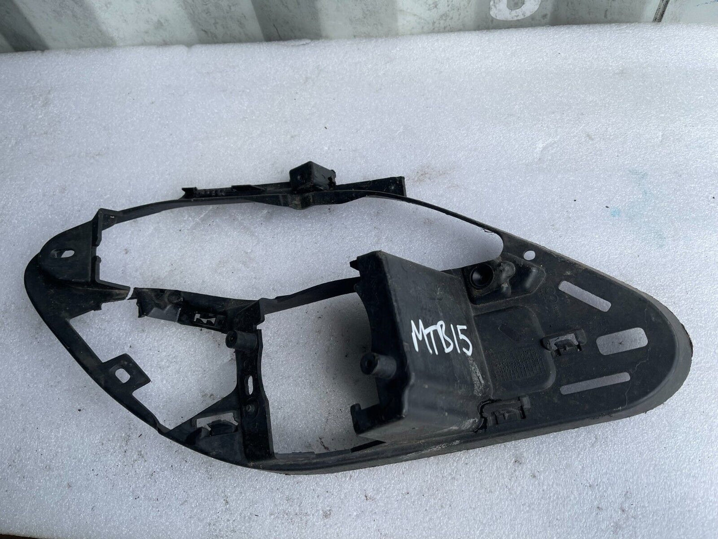 Berceau halogène pour Peugeot 308 II T9 AA36136998