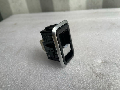 2020 JAGUAR F-PACE DOOR WINDOW SWITCH REGULATOR BUTTON FRONT OR REAR X761