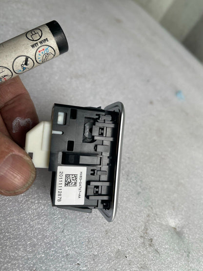 2020 JAGUAR F-PACE DOOR WINDOW SWITCH REGULATOR BUTTON FRONT OR REAR X761