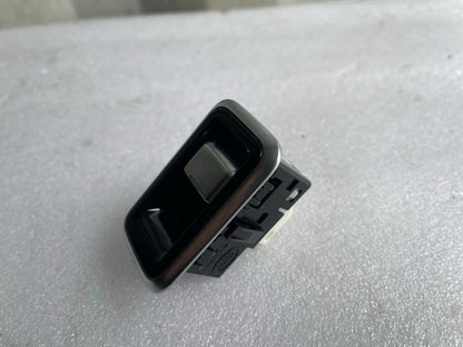 2020 JAGUAR F-PACE DOOR WINDOW SWITCH REGULATOR BUTTON FRONT OR REAR X761