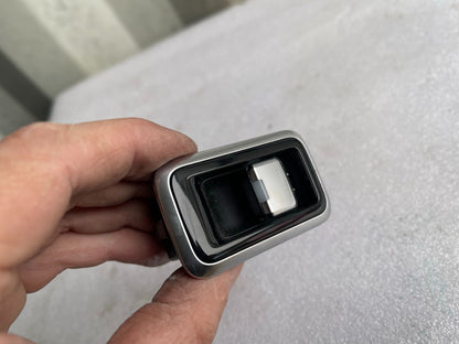 2020 JAGUAR F-PACE DOOR WINDOW SWITCH REGULATOR BUTTON FRONT OR REAR X761