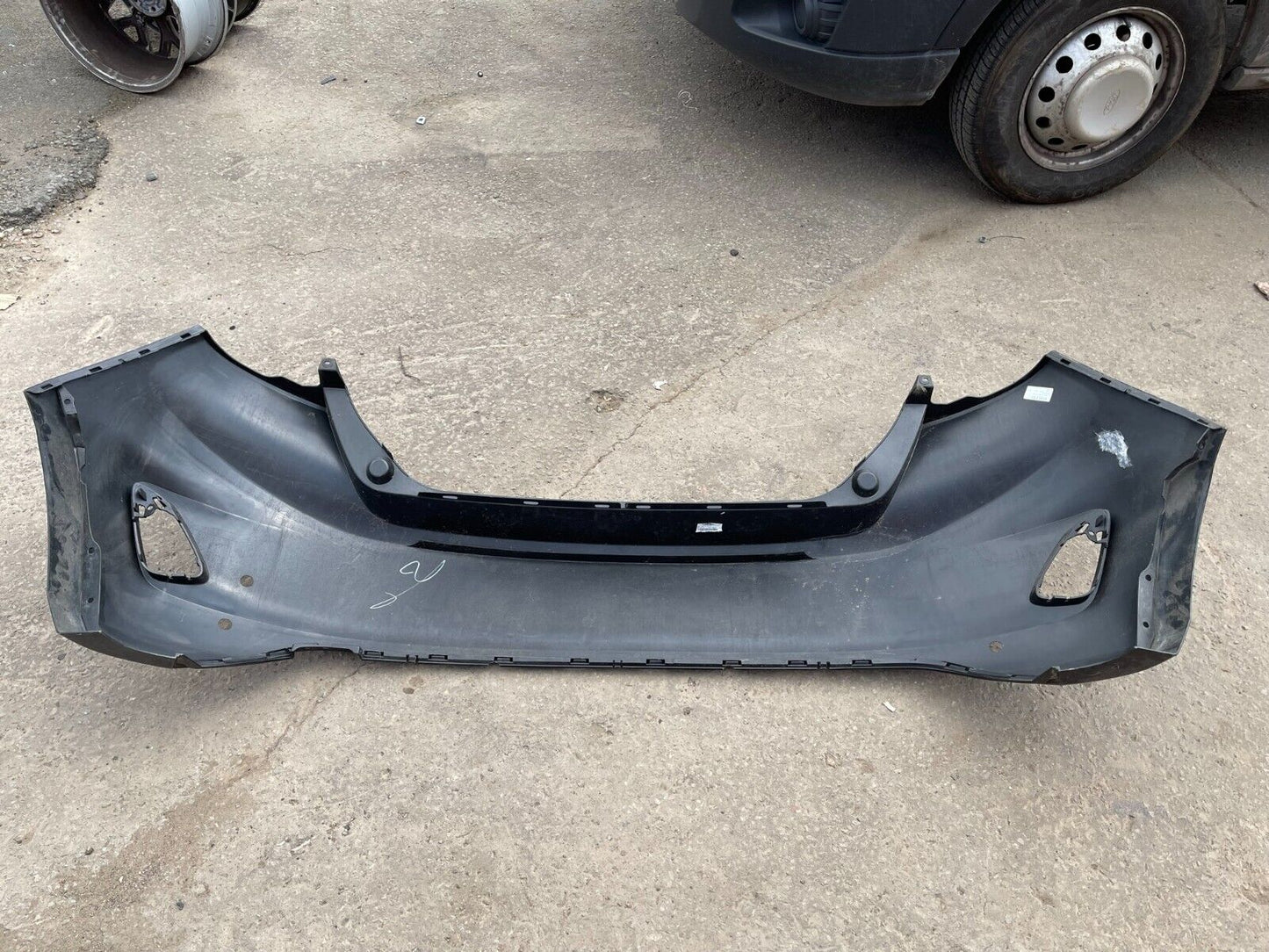 2018 FORD FIESTA MK8 REAR BUMPER 2018 2019 2020 2021 2022 H1BB-17906-A1 SCUFFED