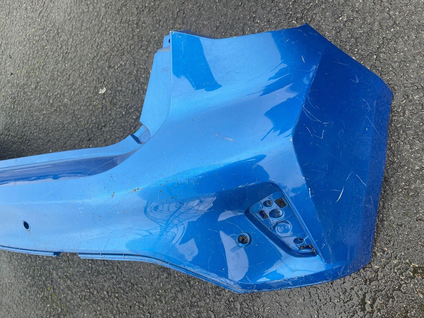 FORD FOCUS REAR BUMPER 2018- ON P.N JX7B-17906-A1 Dented and Scratched