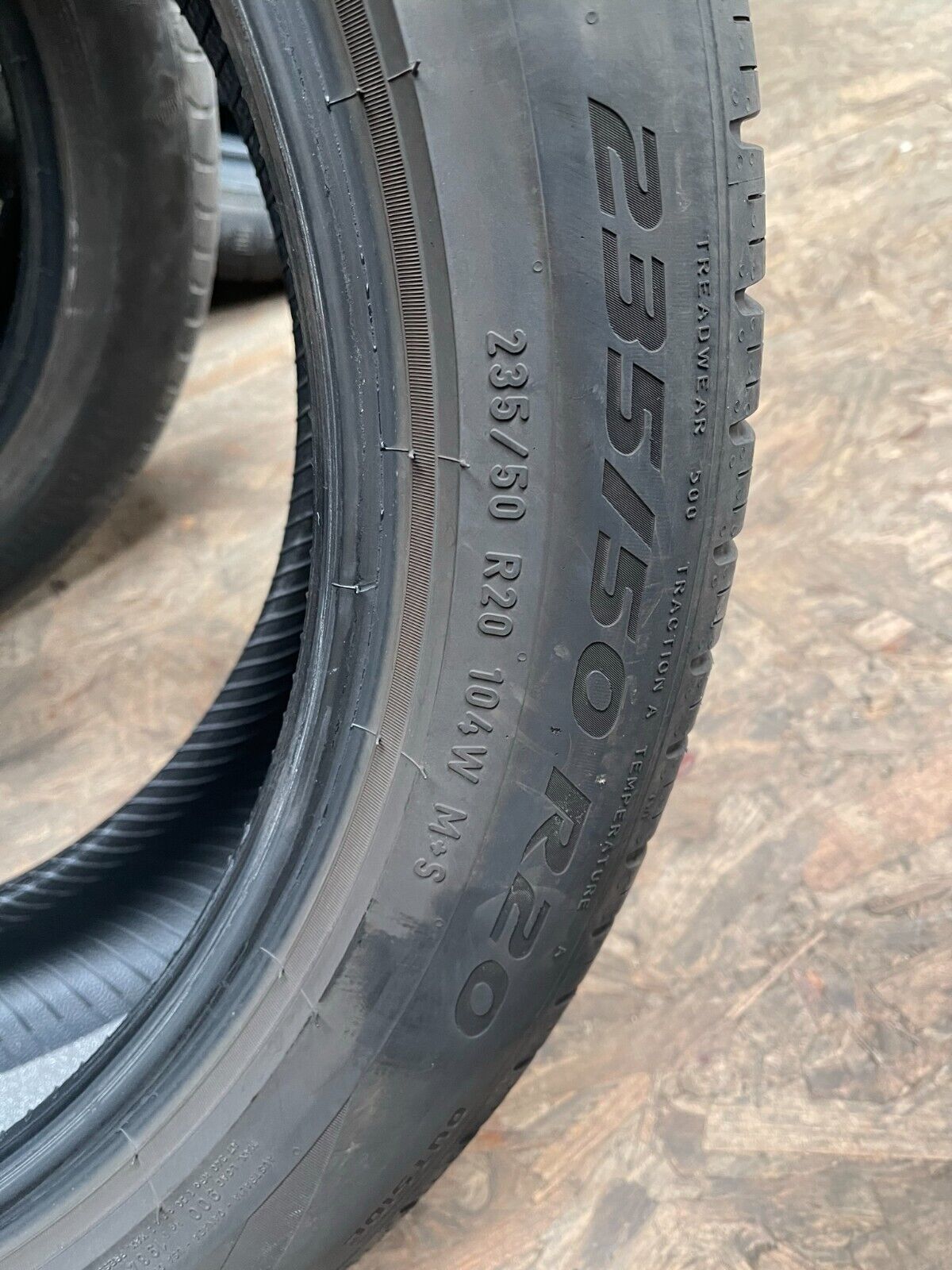 235 50 20 PIRELLI SCORPION ZERO ALL SEASON PNCS JLR EXTRA LOAD TYRE DATED 0221