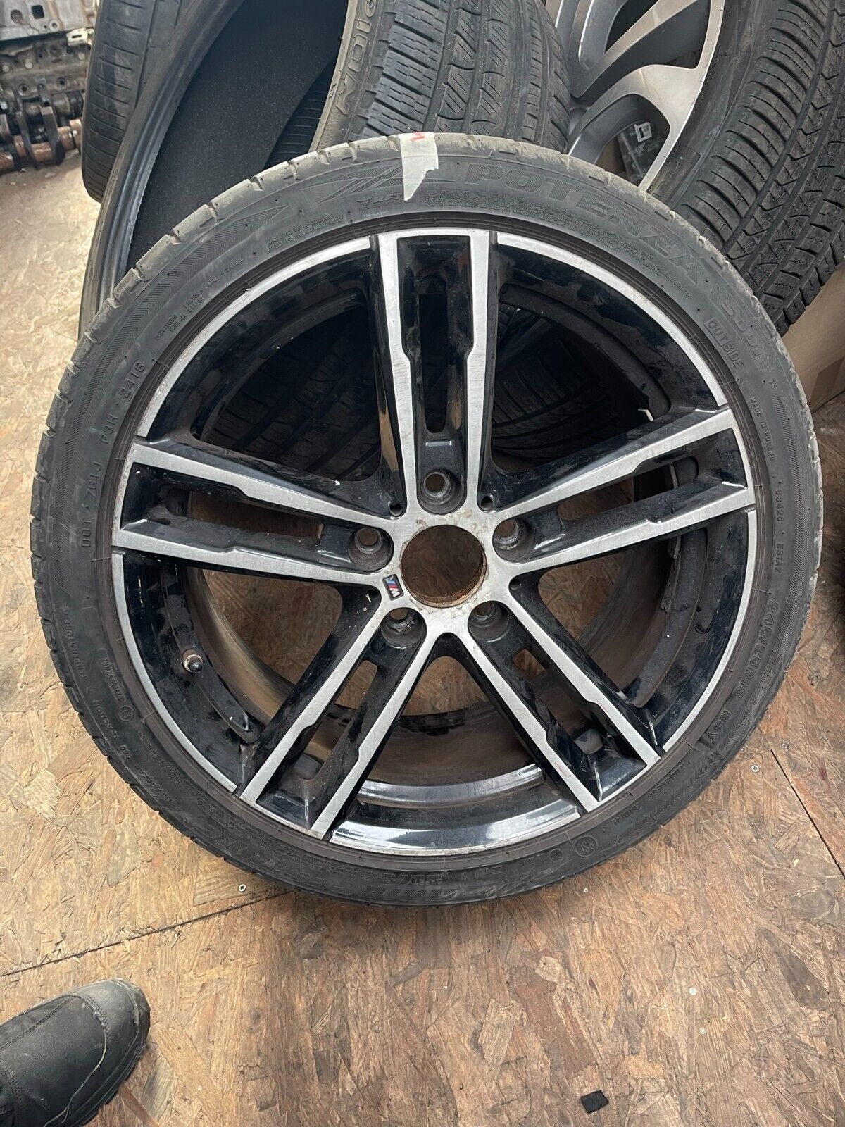 245/35x18 245 35 18 Bridgestone Potenza S001 RSC 88Y kopott gumiabroncs 4mm RUNFLAT