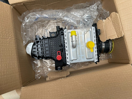 NEW VOLVO XC60 MK2 CHARGE AIR COOLER 32249372 GENUINE