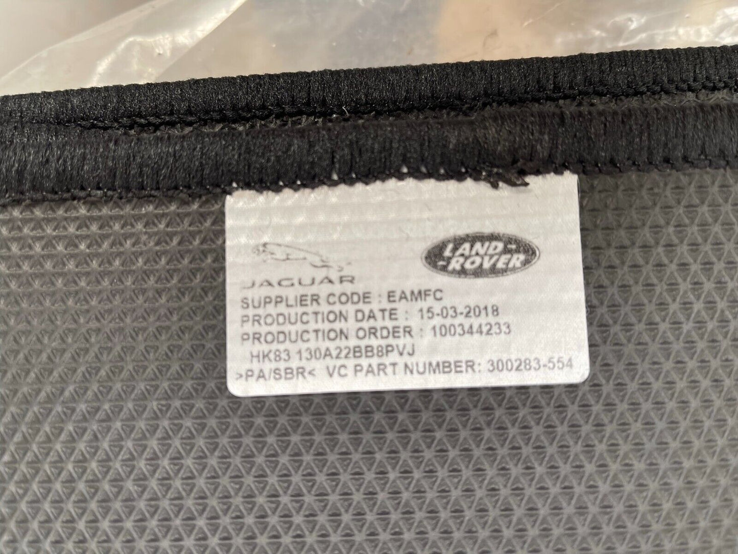 GENUINE JAGUAR RANGE ROVER BLACK CARPET FLOOR MAT SET 300283554 HK83130A22BB8PVJ