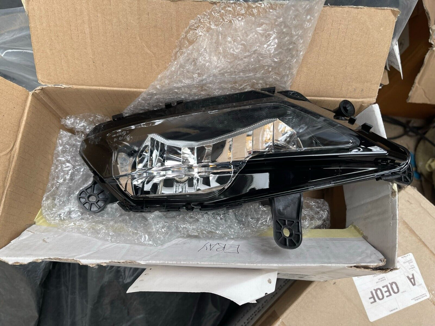 Genuine OEM PSA O:Foglamp - 13460223