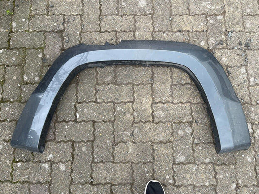 VOLKSWAGEN AMAROK MK1 Rear Left Fender Molding 2H6853817 2H6853817L