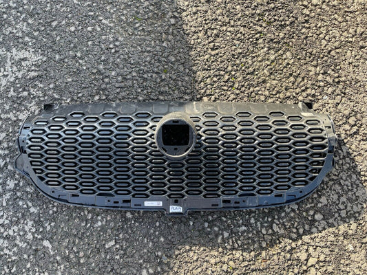 JAGUAR XE X760 Radiator Grille T4N12528 GENUINE j9d383271