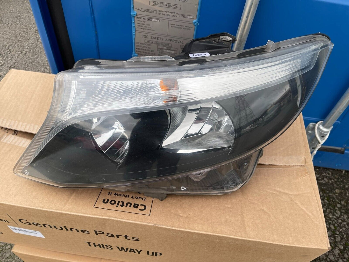 Mercedes-Benz V-Class W447 Nearside Headlight A4479067900