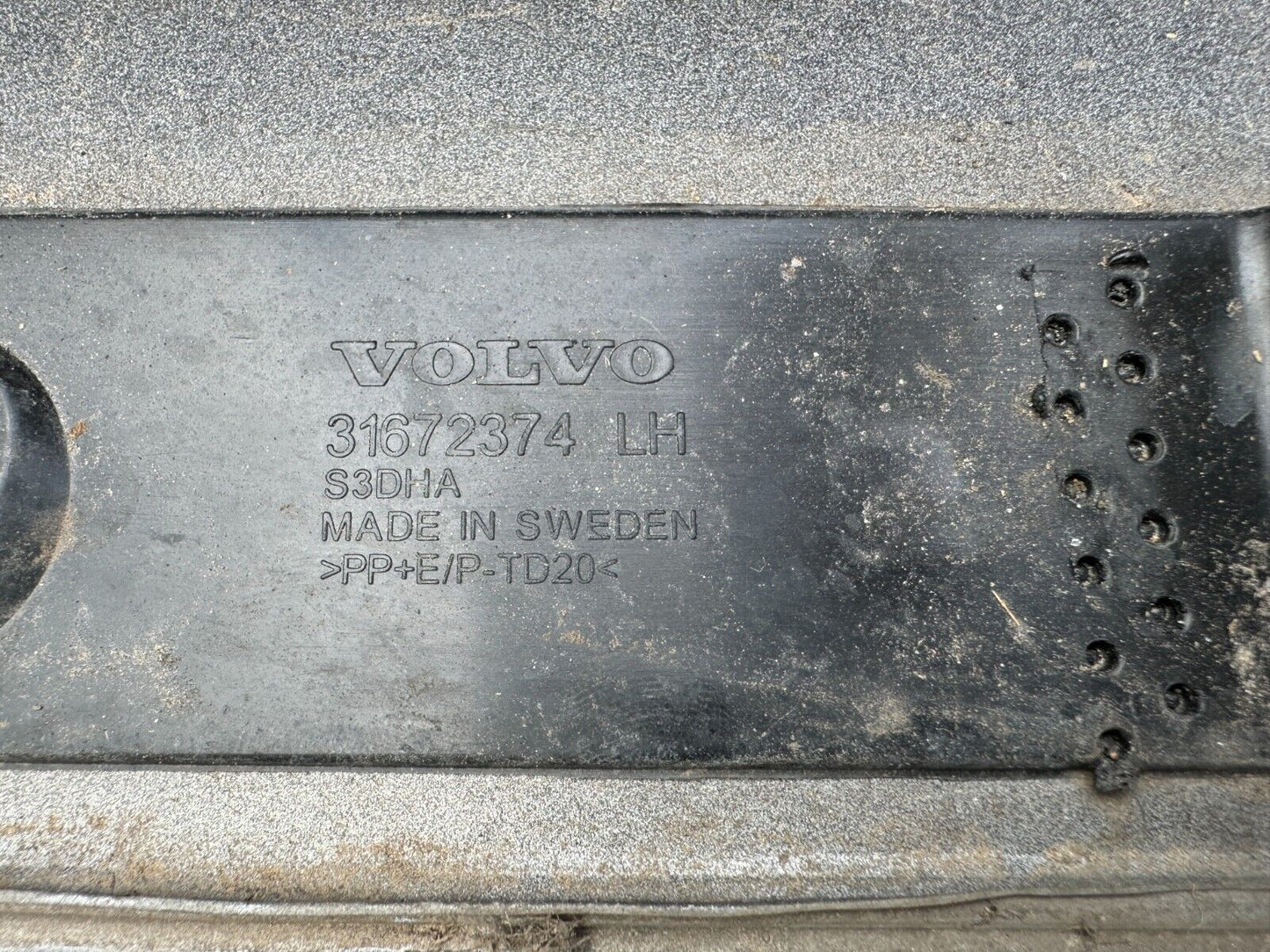 2023 VOLVO XC90 LEFT SILL 31672374 31672370