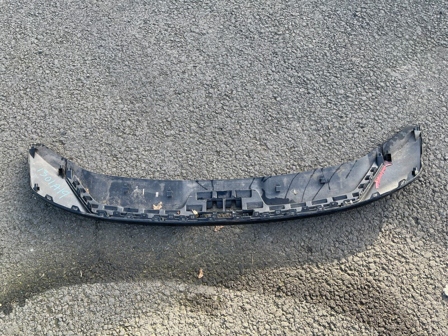 KIA EV6 CV Rear Bumper Diffuser 86673-CV000 Electricity 168kw 2023 CRACKED