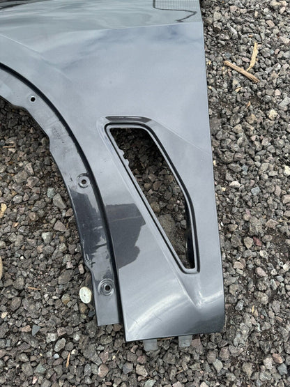 2019-2023 BMW X5 left wing FENDER OEM USED DENTED AND SCRATCHED NEEDS REPAIR