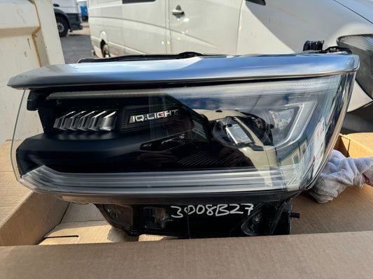 LATE 2023 Volkswagen Amarok II IQ HEADLIGHT N1XB13E017 DAMAGED EASY REPAIRABLE