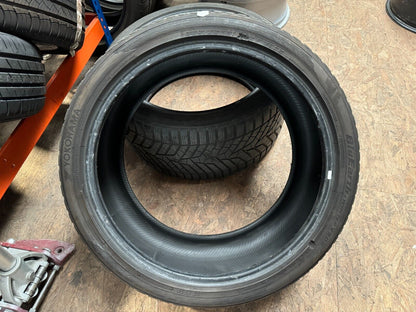 WINTER TYRE Yokohama BluEarth-Winter (V905) 285/35 R21 105V XL M+S REPAIR, READ!