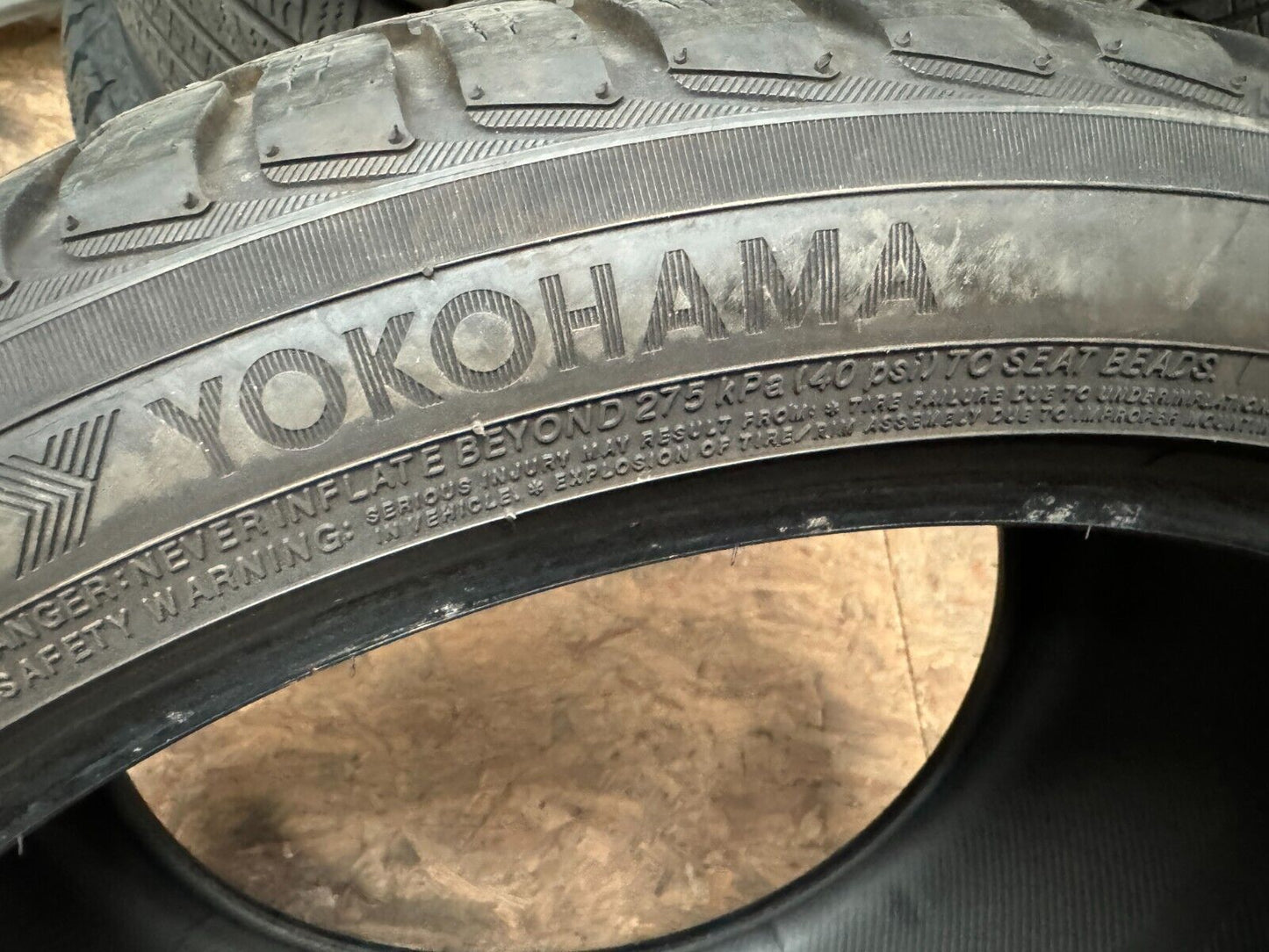 WINTER TYRE Yokohama BluEarth-Winter (V905) 325/30 R21 108V XL M+S GREAT TYRE