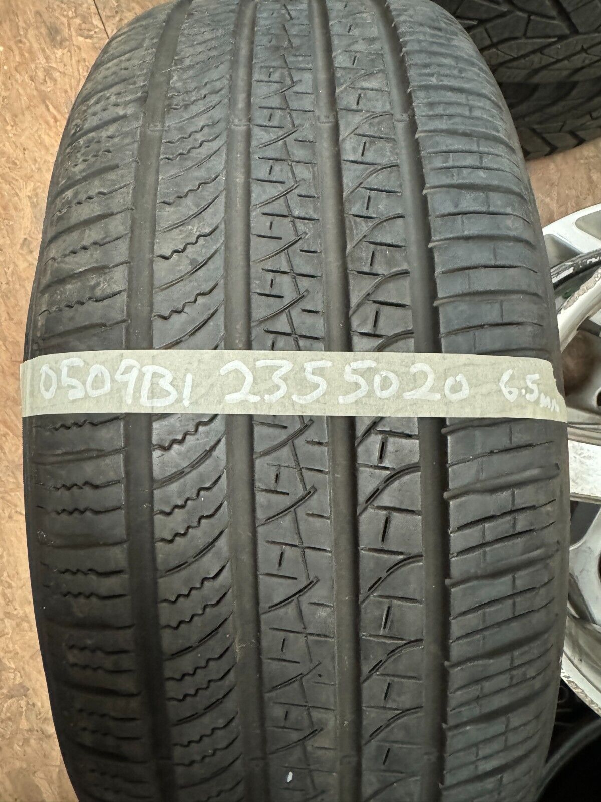 1x 235 50 20 104 W PIRELLI SCORPION ZERO A/S 6.5mm 2355020 235/50R20