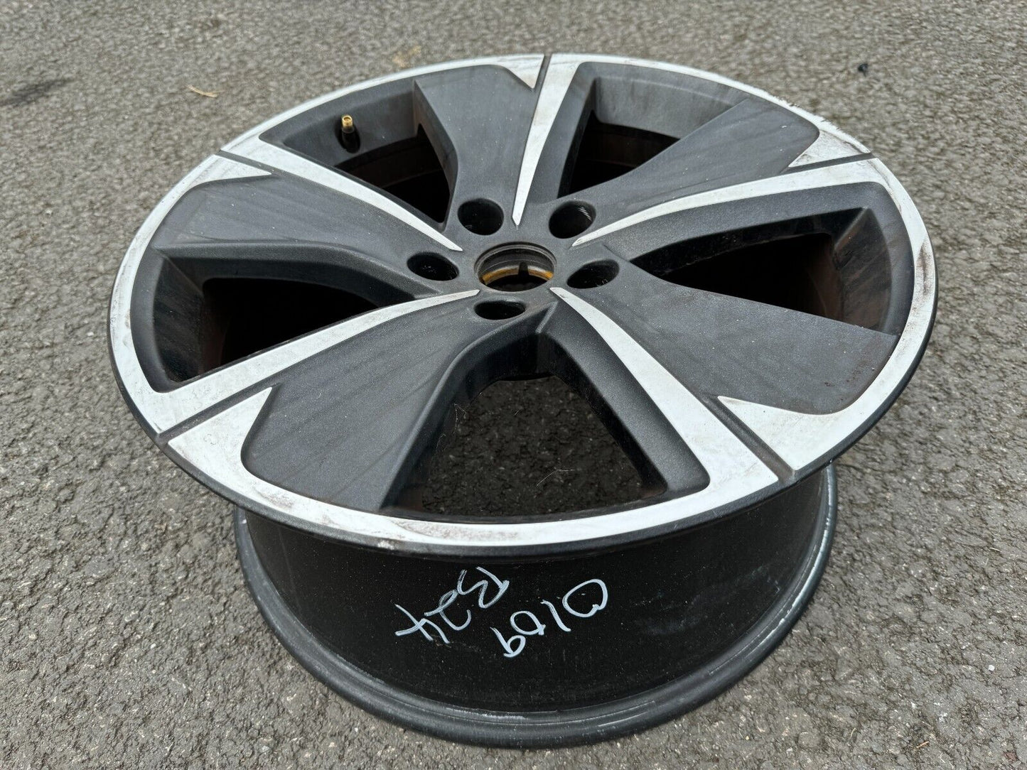 GENUINE SEAT CUPRA FR ALLOY WHEEL 8J X 18 5x112 ET40 P/N 5FF601025N