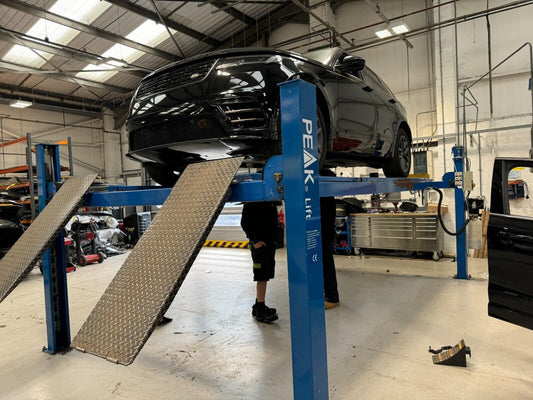 ALIGNMENT FOUR-POST VEHICLE LIFT PEAK 412A max to 5500KG