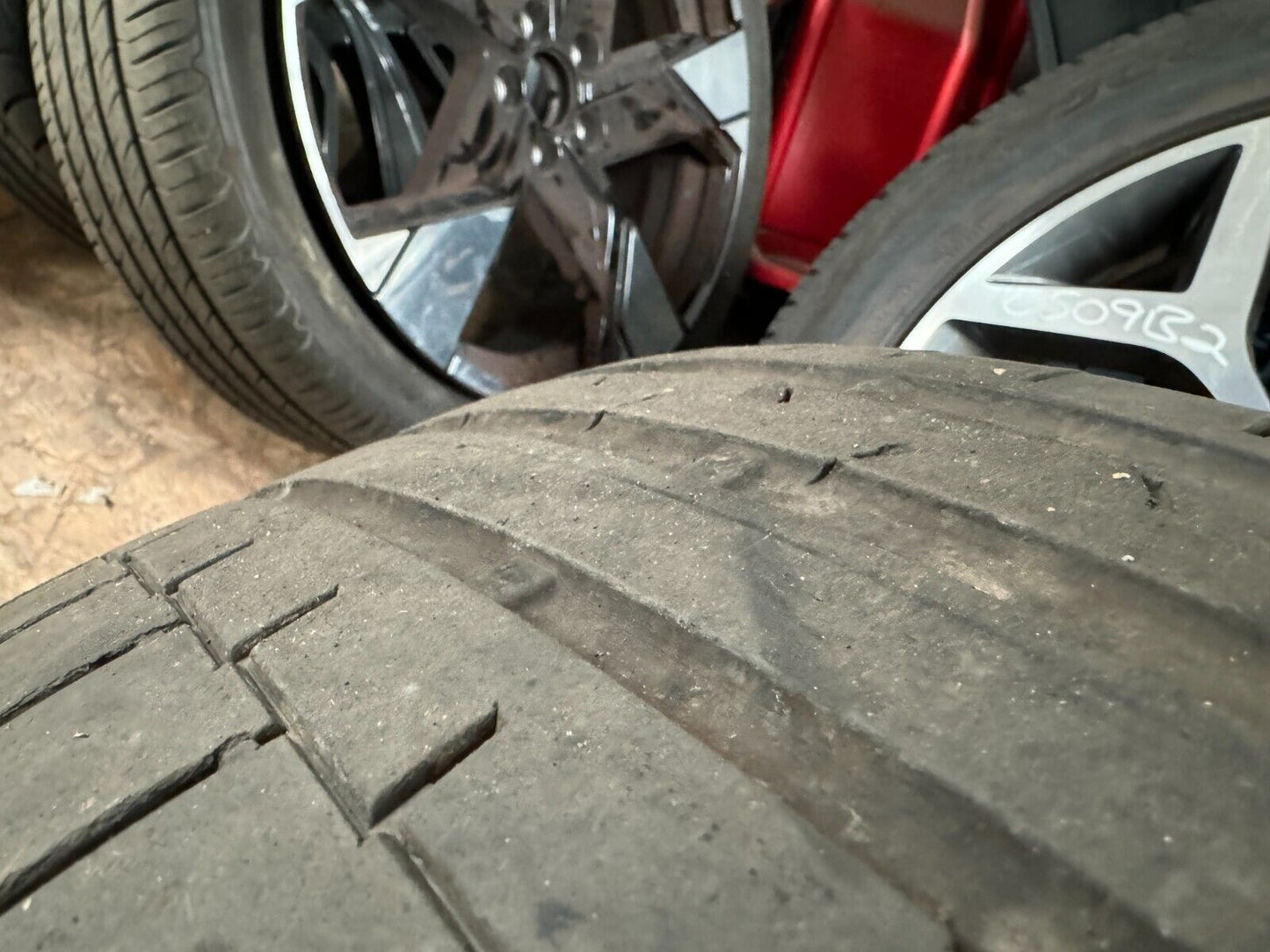 1 X 235 35 R19 91Y CONTINENTAL SPORTCONTACT 6 (NO PUNCTURE NO REPAIR) 3.5mm