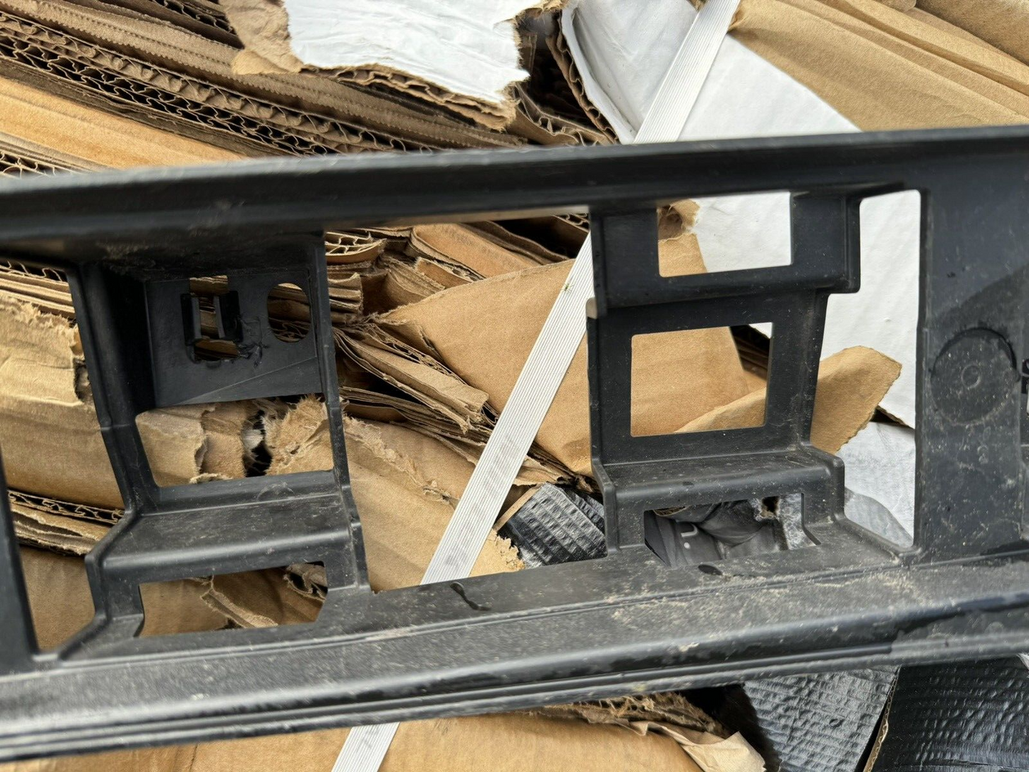 Ford Kuga Front Bumper Support Bracket LV4B-17E898-K Genuine