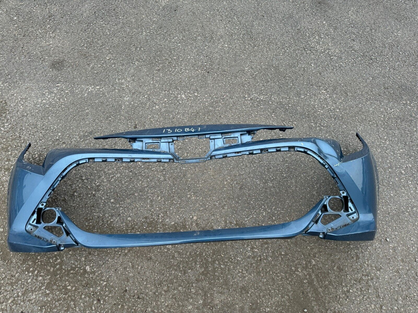 Toyota Corolla 19-23 Front Bumper  5211902P40 EASY FIXABLE DENT