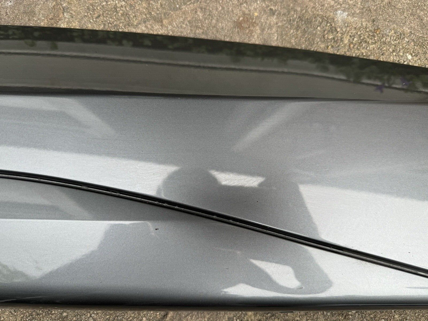 SEAT CUPRA from 2019 GENUINE LH Door Moulding se050 3y10