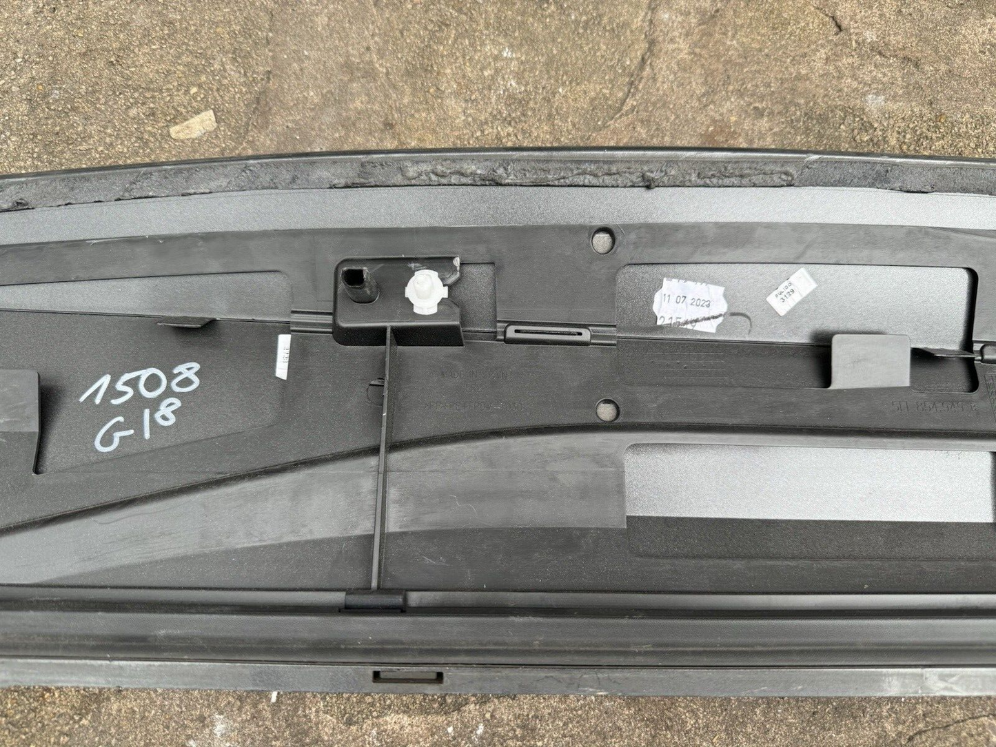 SEAT CUPRA from 2019 GENUINE LH Door Moulding se050 3y10