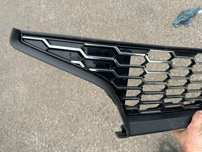 2023 TOYOTA YARIS P21 Radiator Grille 531020D260 GENUINE