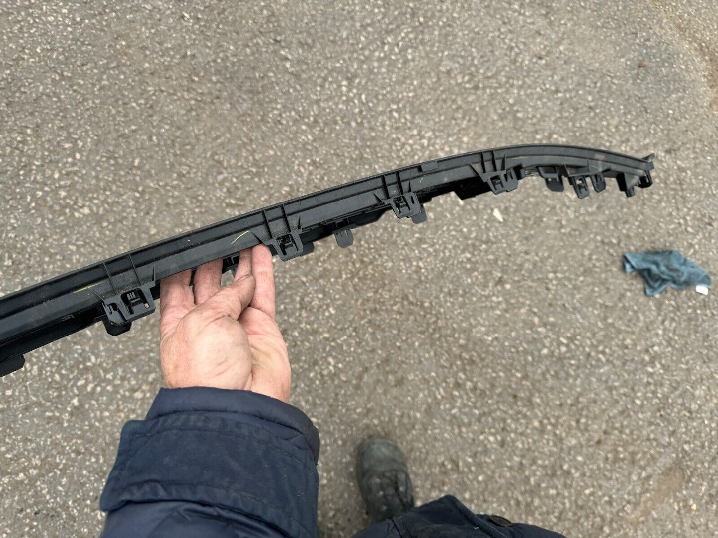 2023 TOYOTA YARIS P21 Radiator Grille 531020D260 GENUINE