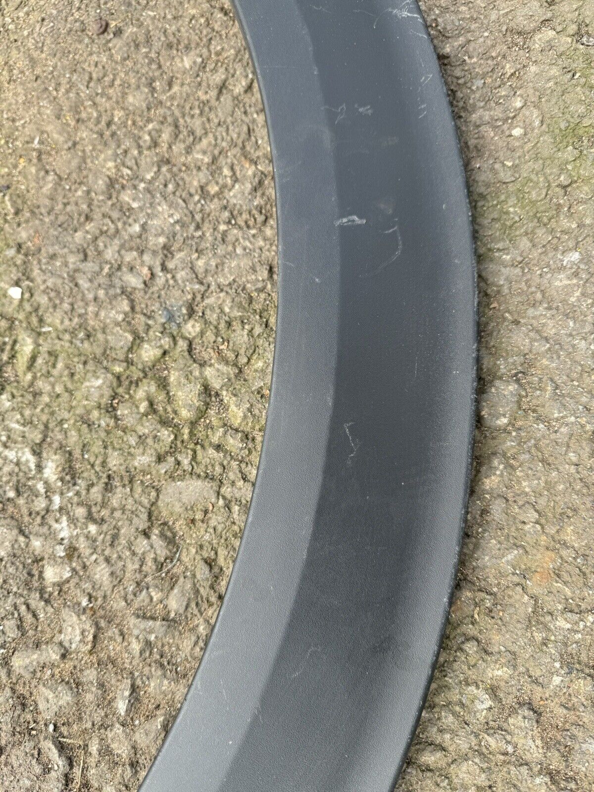 PEUGEOT 2008 GT PREMIUM PLASTIC ARCH TRIM REAR RIGHT RH 9825736580