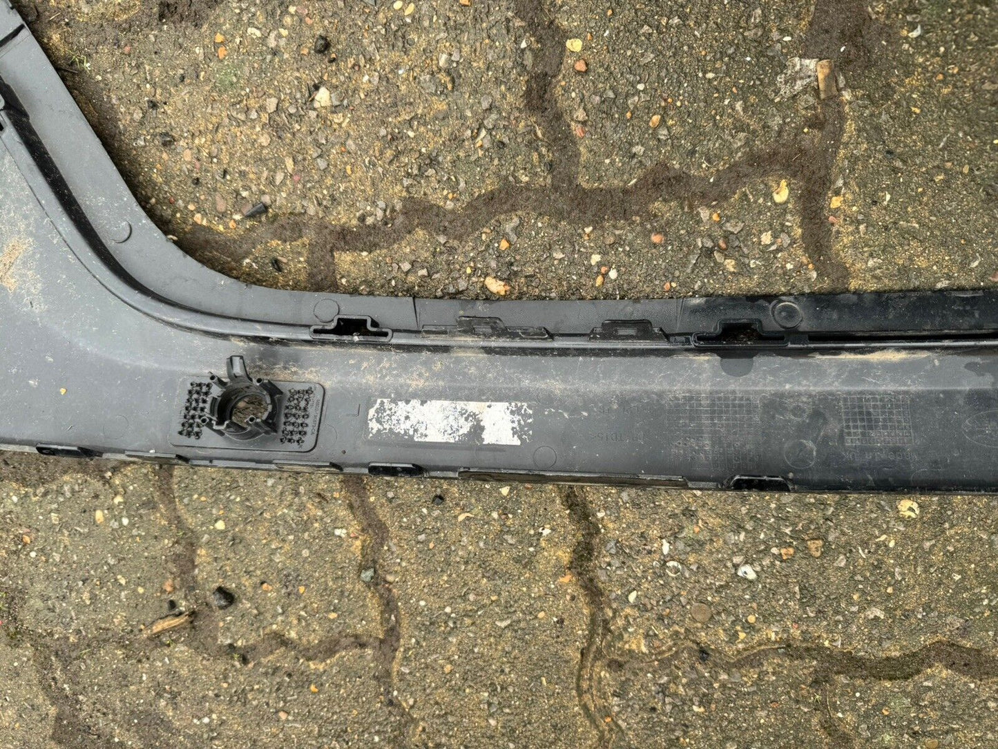 K8D217F784-CB Range Rover Evoque Rear Bumper Lower Section Genuine