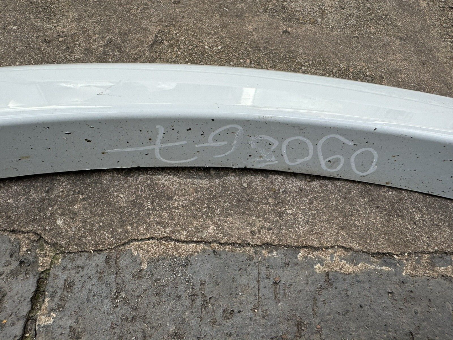 AUDI Q7 4M 3.0 TDI Rear Right Wheel Arch Molding 4M0853818A 4M0853818 200kw 2016