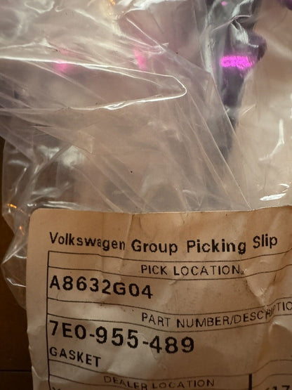 **Genuine New VW Part** VW Washer Bottle Gasket / Seal - 7E0955489