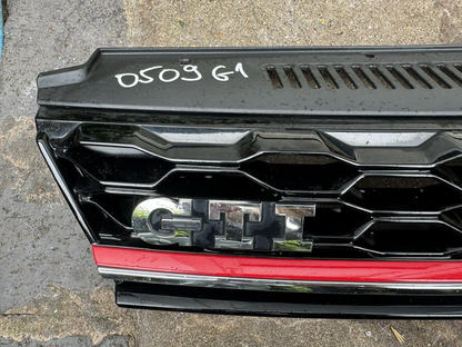 GENUINE VOLKSWAGEN GOLF GTI 2016-on  LOWER GRILLE  CENTRE BLACK 5G0853651