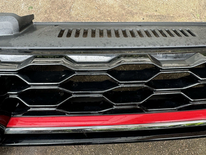 GENUINE VOLKSWAGEN GOLF GTI 2016-on  LOWER GRILLE  CENTRE BLACK 5G0853651