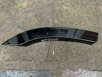 2020 LAND ROVER DEFENDER WHEEL ARCH TRIM SPAT L8B216A332BX RIGHT REAR GENUINE